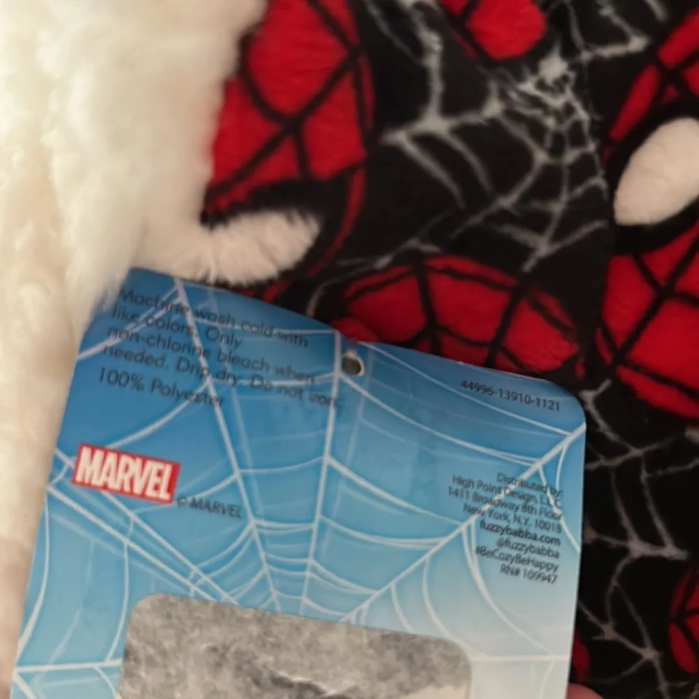 NWT Marvel Spiderman Fuzzy Babba Slipper Socks, sz 2T-3T (shoe sz 4.5-7.5)_4